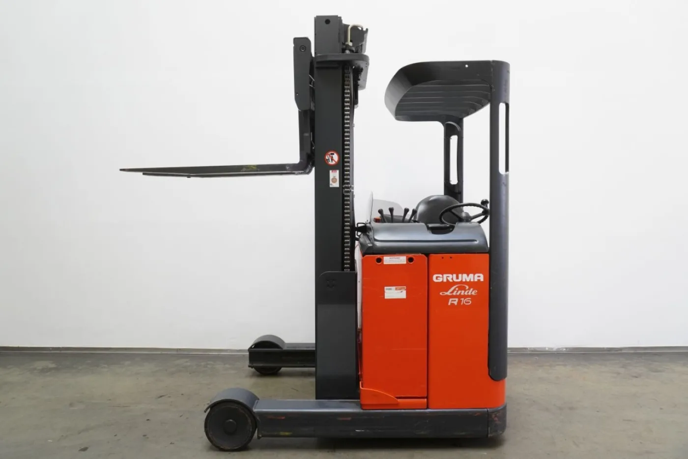Schubmaststapler Linde R 16 113 (1996) - 2