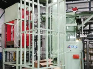 New bottle depalletiser