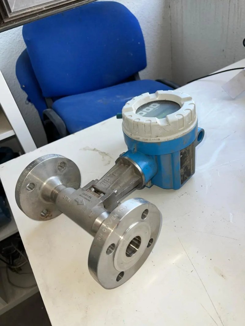 USED HAUSER PROWIRL 72F25 VORTEX ENDRESS FLOWMETER