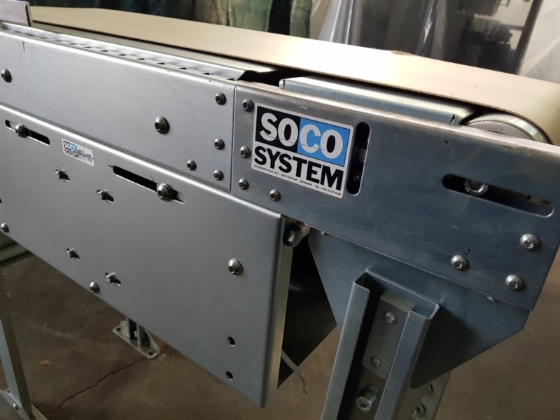 NASTRO TRASPORTATORE LINEARE MOTORIZZATO – SOCO SYSTEM