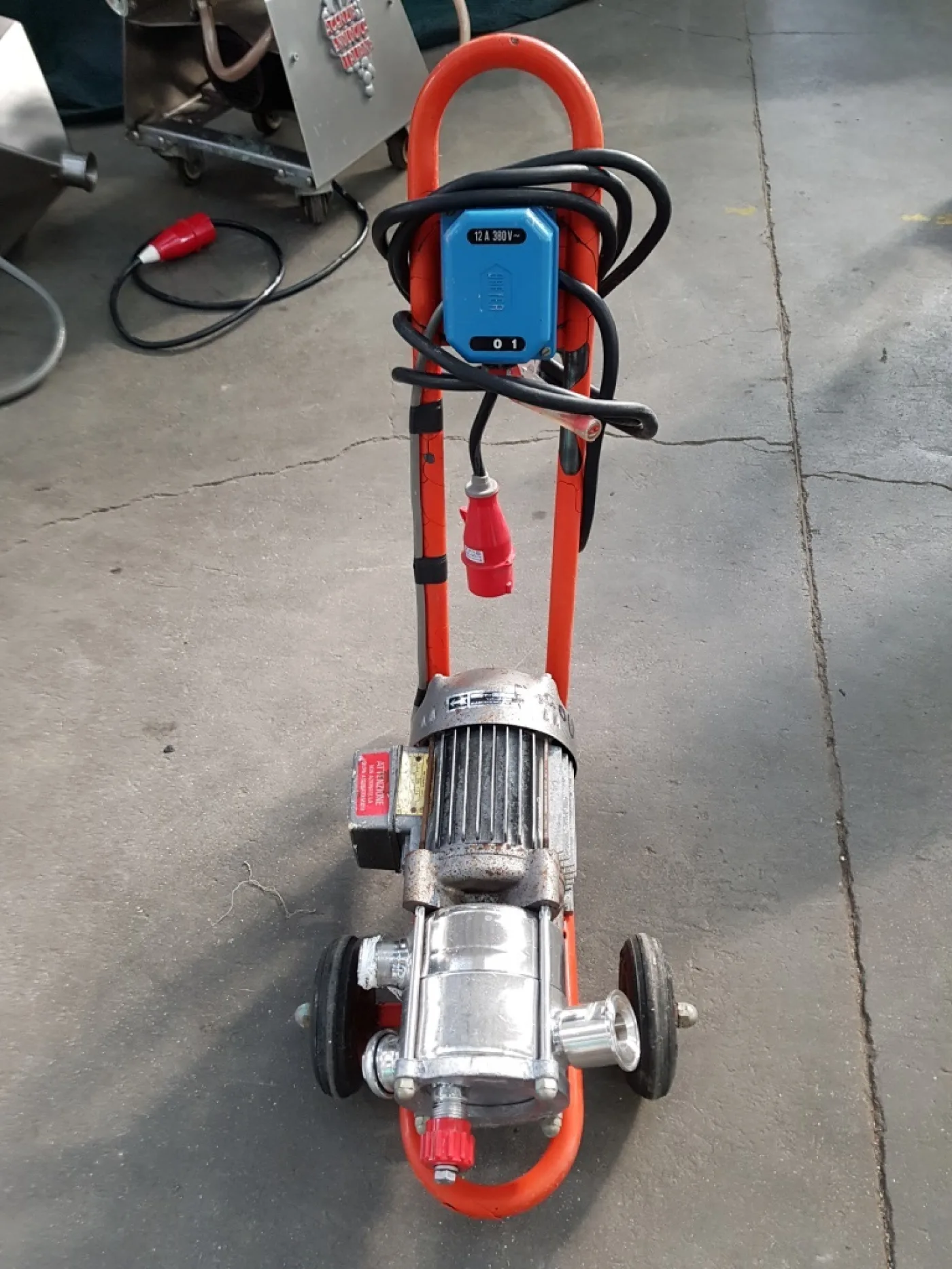 POMPA AUTOADESCANTE CARRELLATA PER LIQUIDI – AZIENDA ENOLOGICA ITALIANA - 6