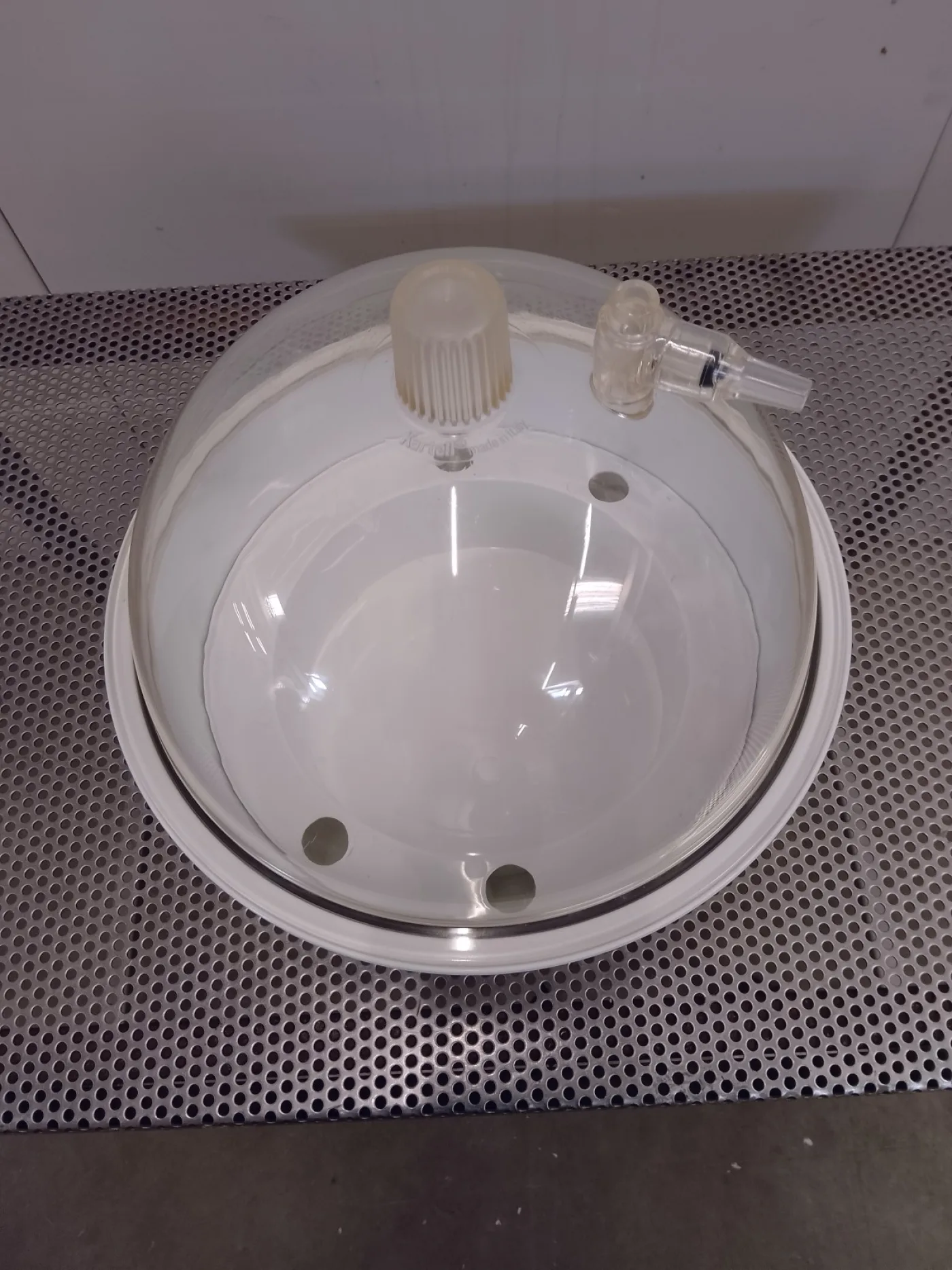 CUPOLA PER TEST DI TENUTA IMBALLI – KARTELL - 2