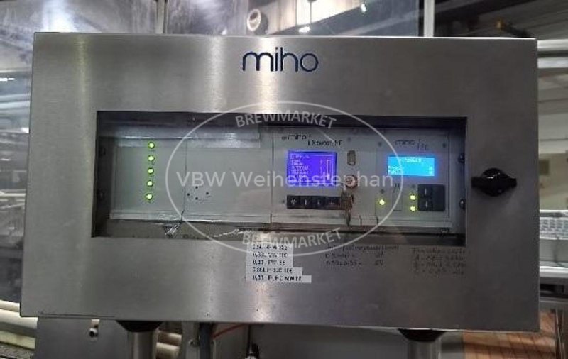 Label inspection for bottles