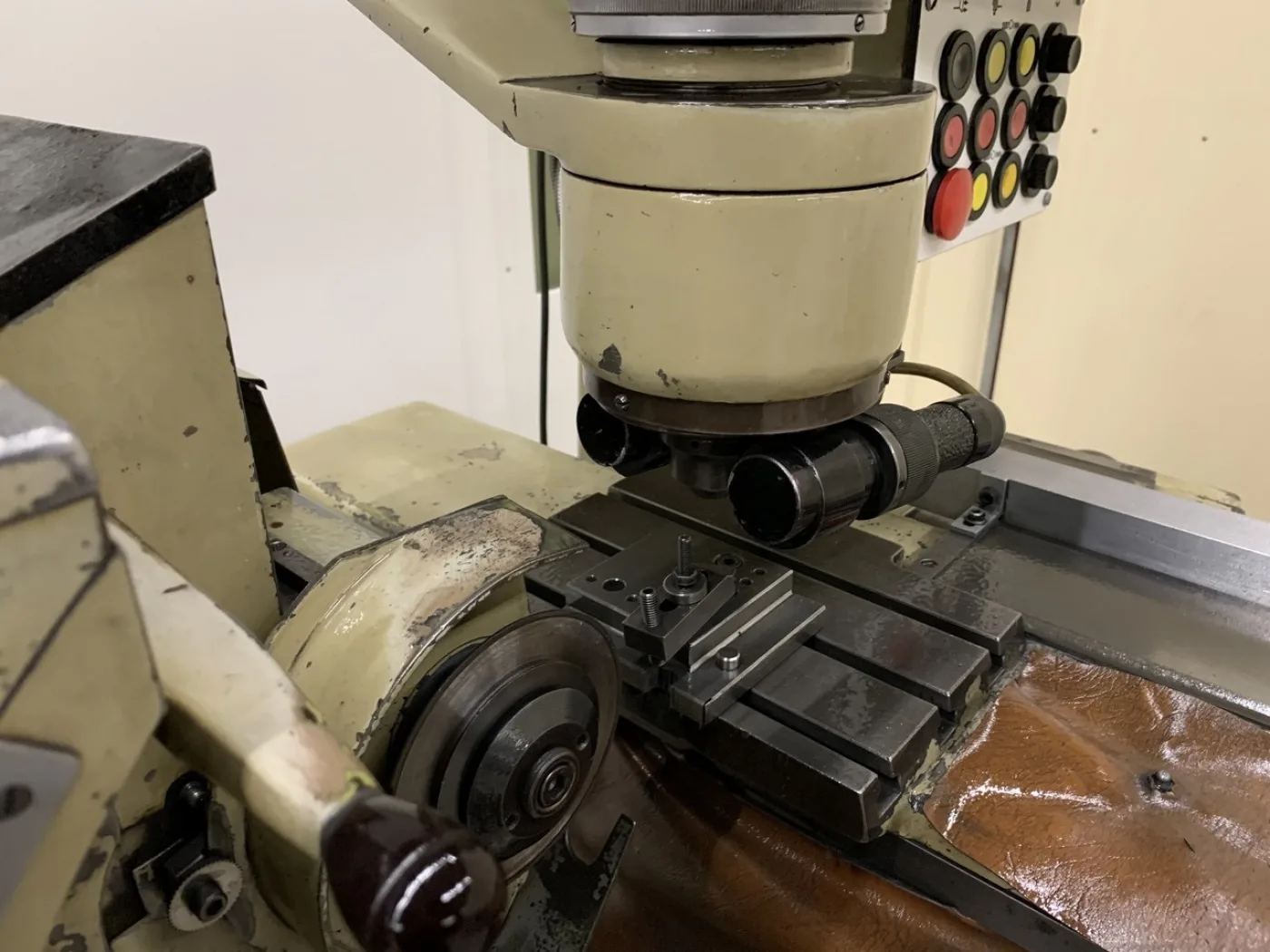 RECTIFIEUSE DE PROFIL OPTIQUE “MIKROMAT” TYPE SWPO 80 - 5