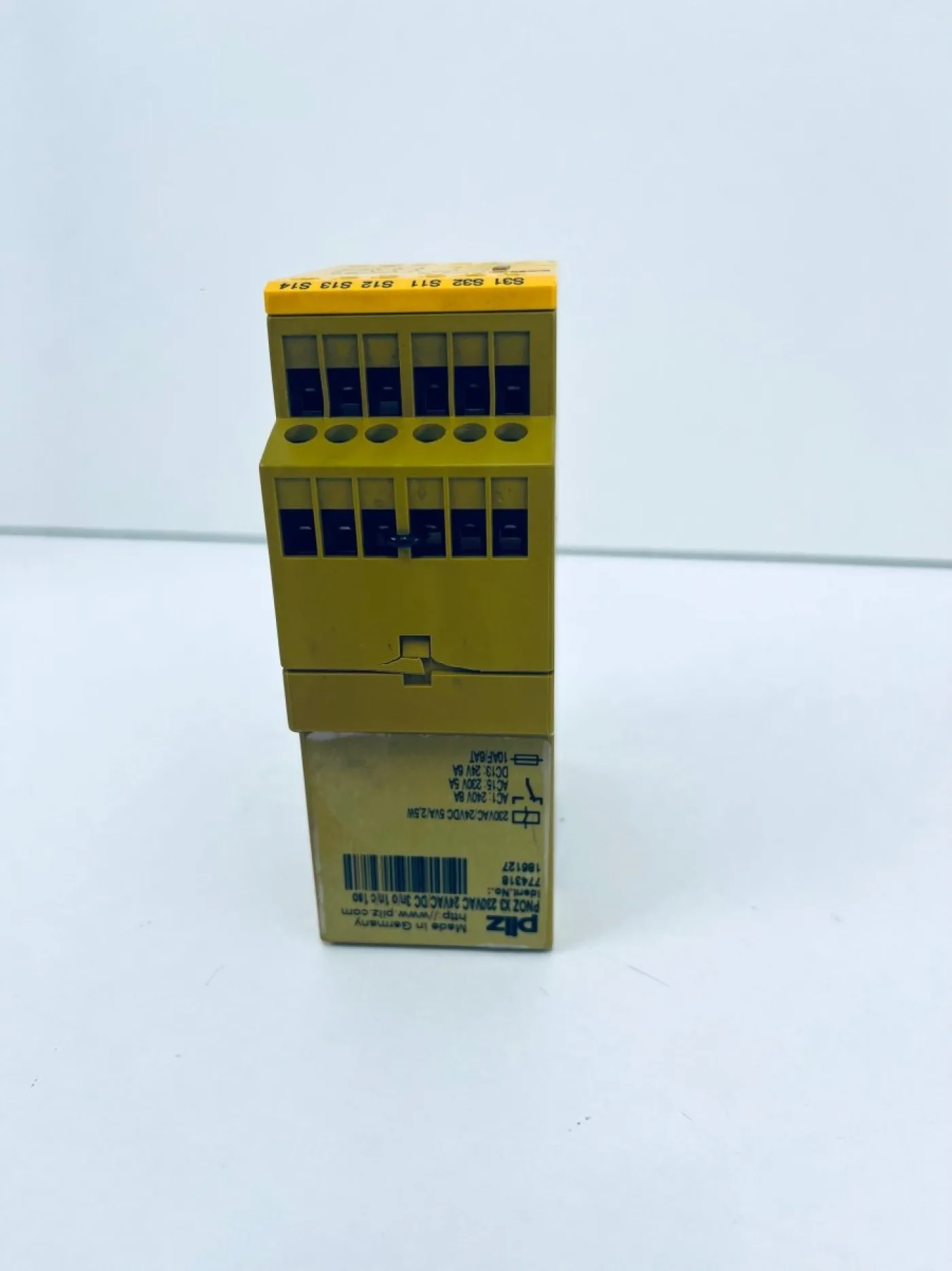 Pilz Sicherheitsmodul PN0Z X3 774318 - 2