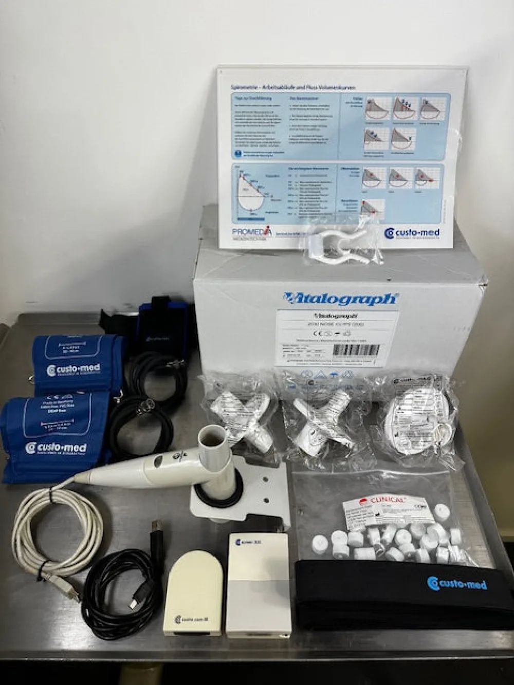 Custo EKG. Lungenfunktionstest und Langzeit-Blutdruck
