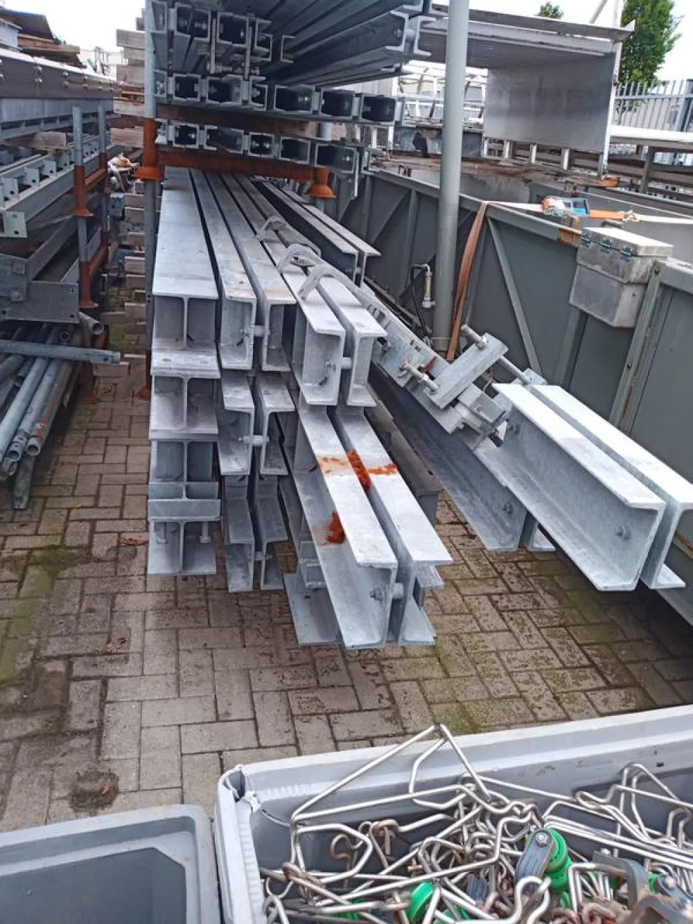 Beams galvanised