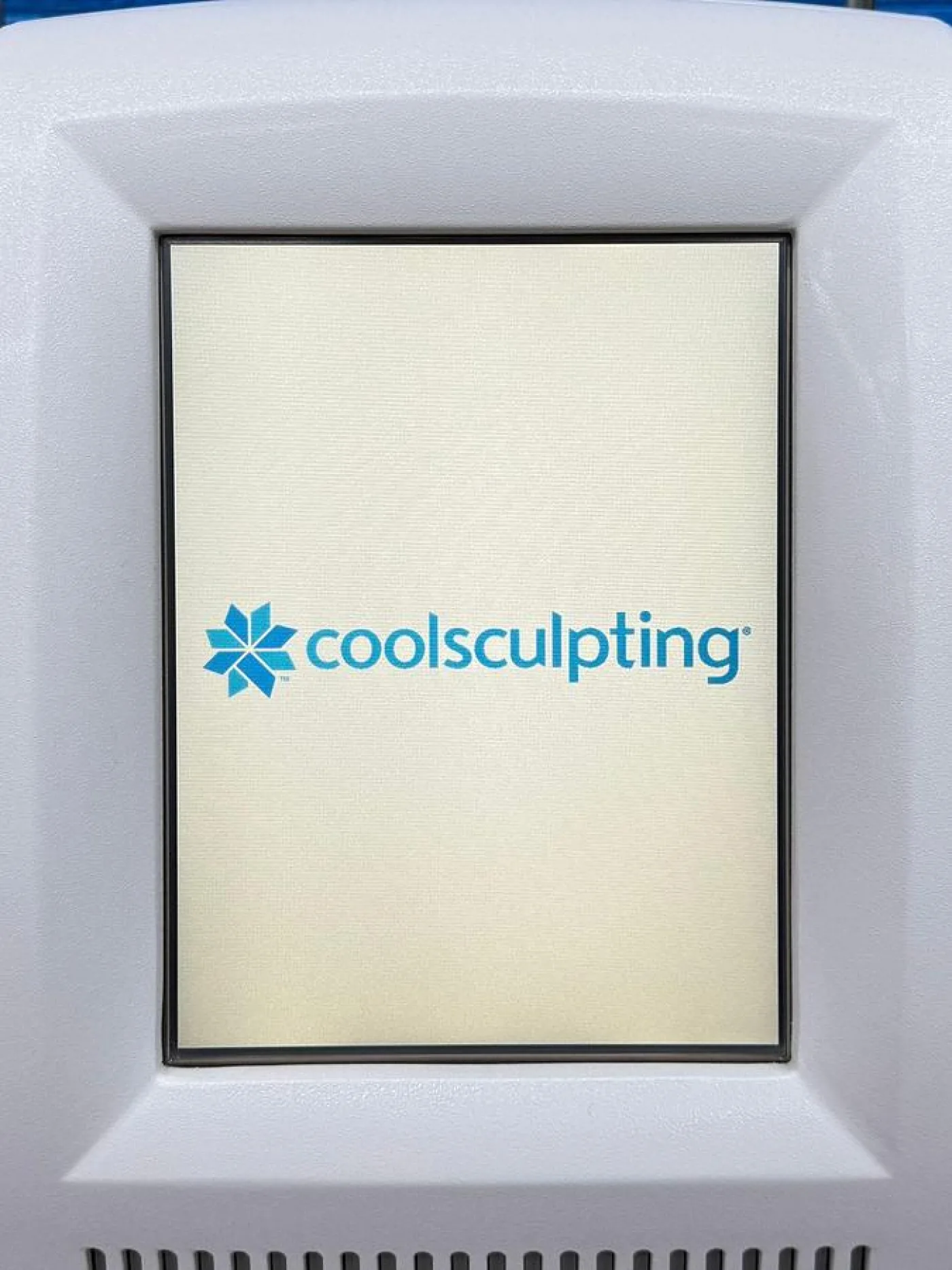 Zeltiq Coolsculpting Cryolipolysis Systems YOM: 2015 - 3