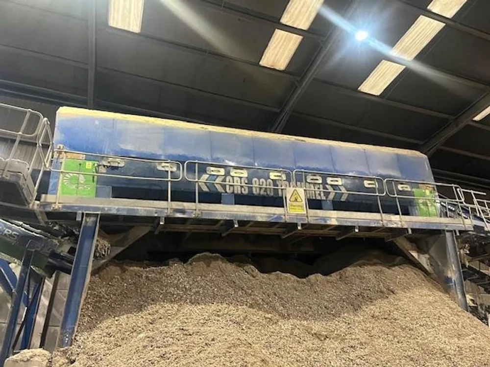 CRS NI 820 Trommel Lights Recycling Line Picking Station