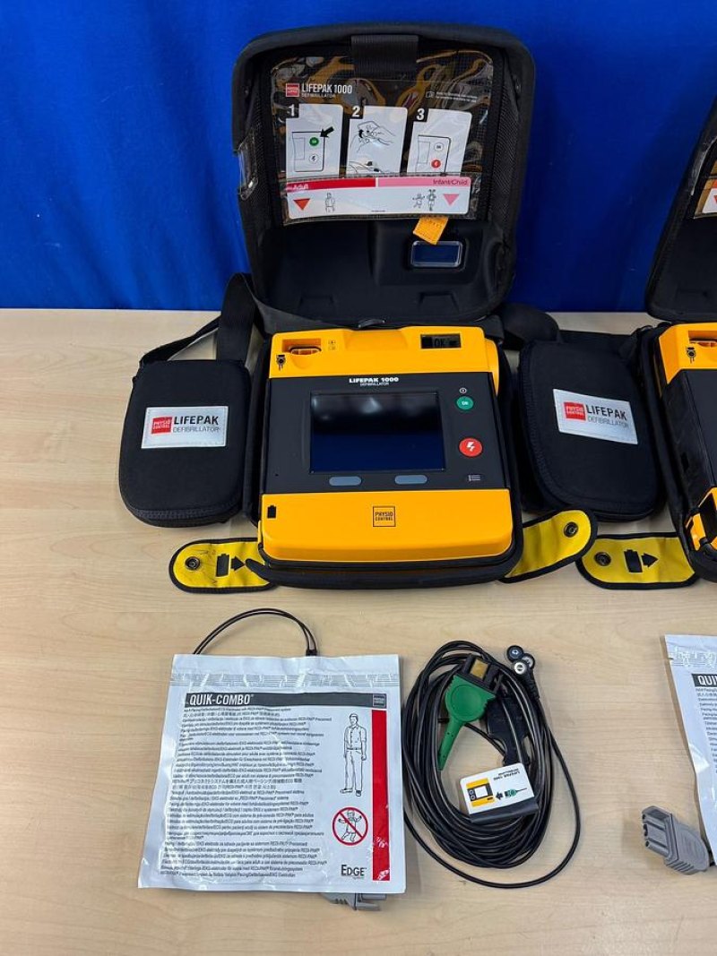 Physio Control Lifepak 1000 Defibrillator REF 320371500491 YOM: 2018