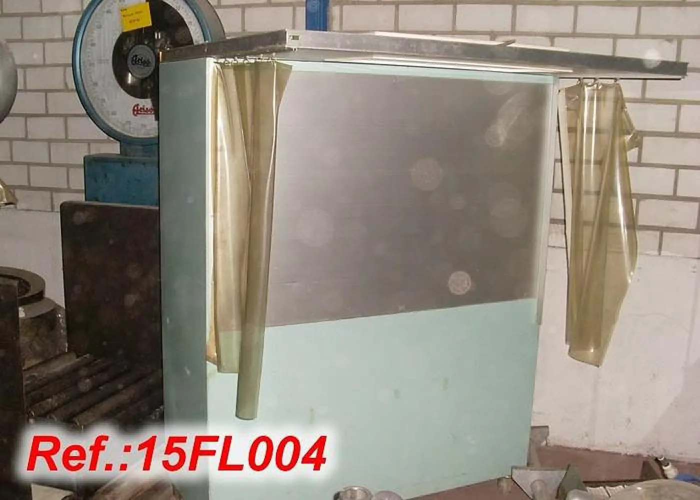 FLUJO LAMINAR VERTICAL "TELSTAR" - SUPERFICIE FILTRANTE: 1.240mm X 775mm - 1