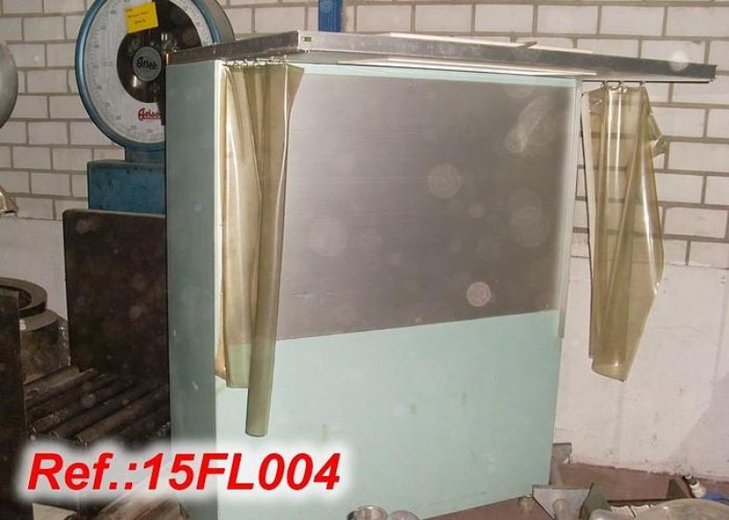 FLUJO LAMINAR VERTICAL "TELSTAR" - SUPERFICIE FILTRANTE: 1.240mm X 775mm