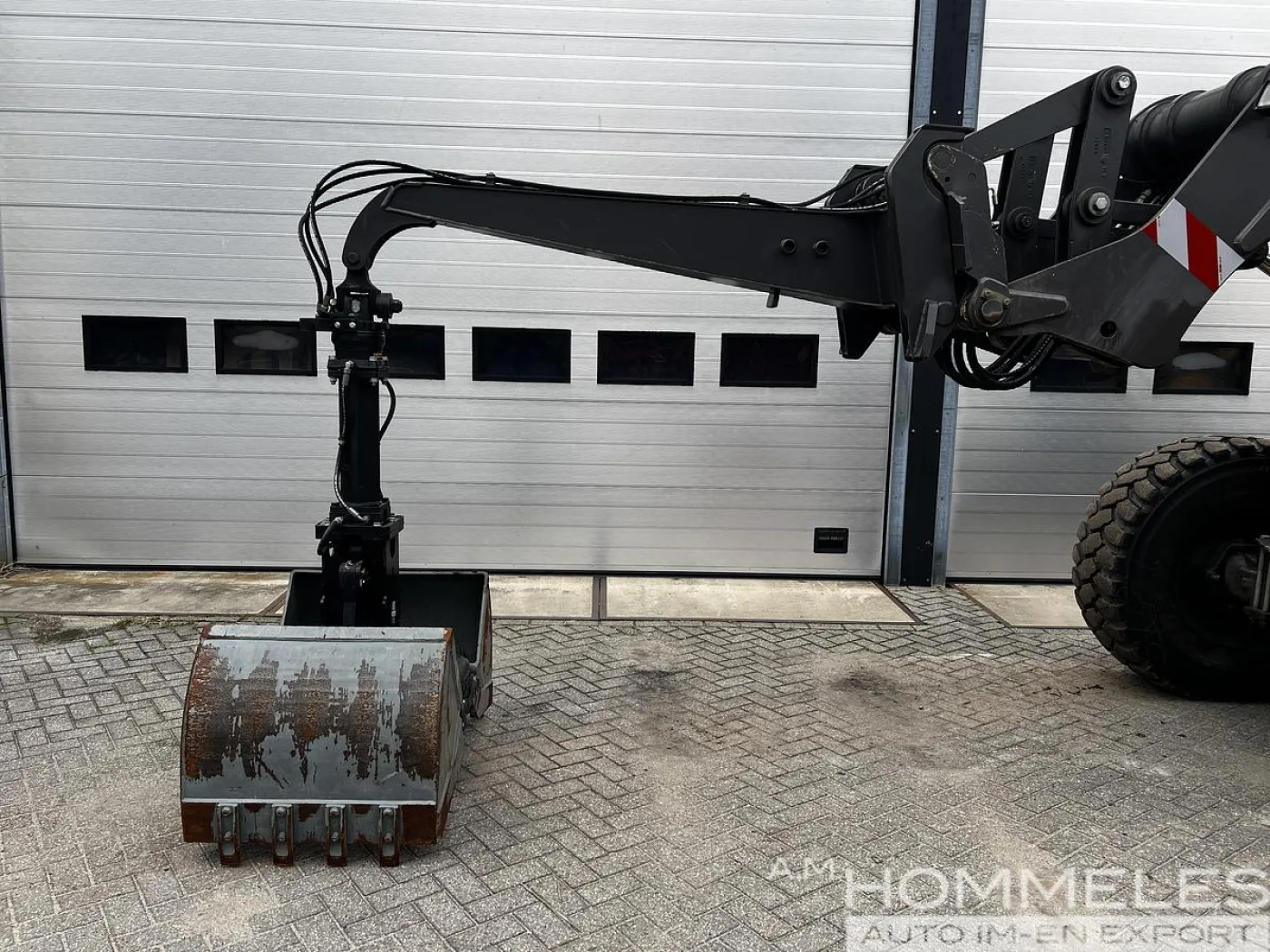 Kinshofer Clamshell Bucket - 1