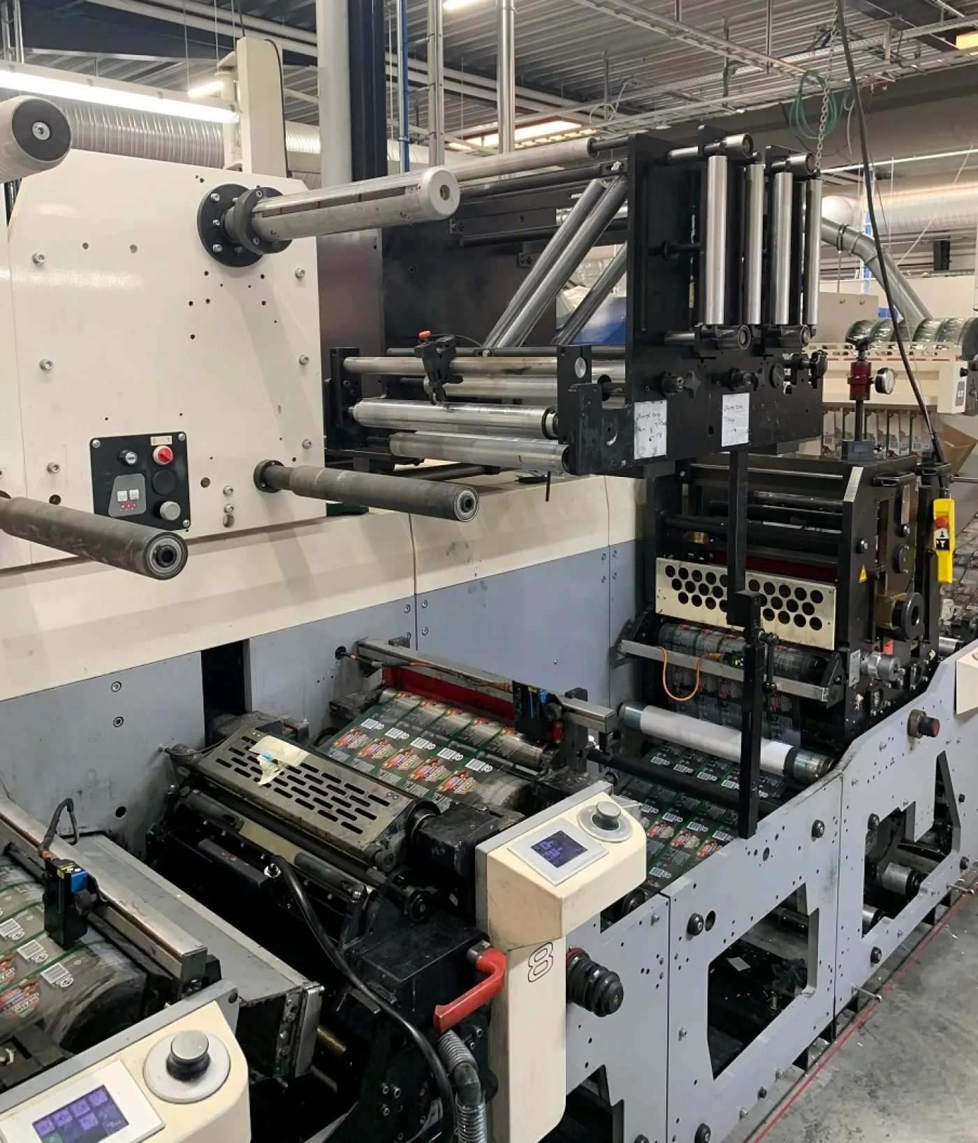 LeoMat JLM 400 Slitter Rewinder - 3