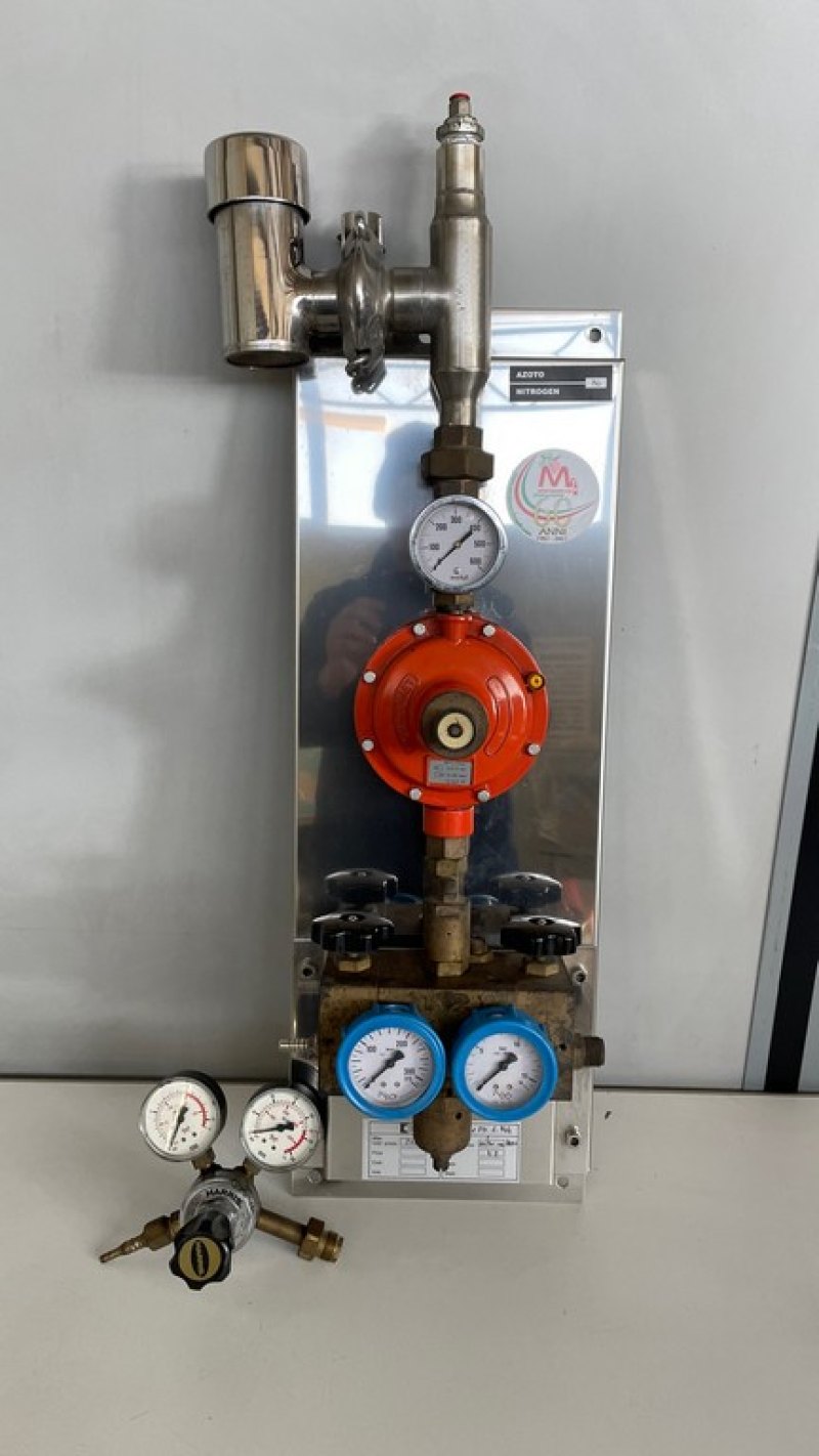 DOUBLE STAGE NITROGEN DISTRIBUTION AND DECOMPRESSION UNIT, SECOND-HAND EQUIPMENT