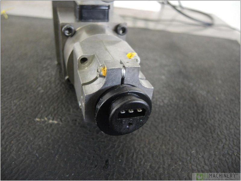 1995 BOSCH 0 811 403 001 AI2197