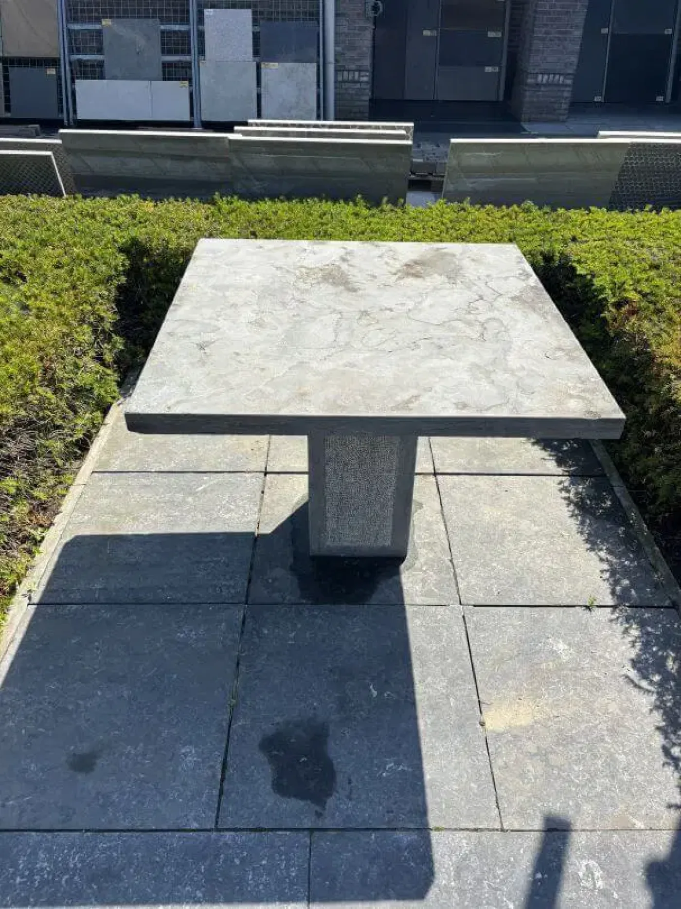 Blue Stone Tafel gekapt onderstel - 1