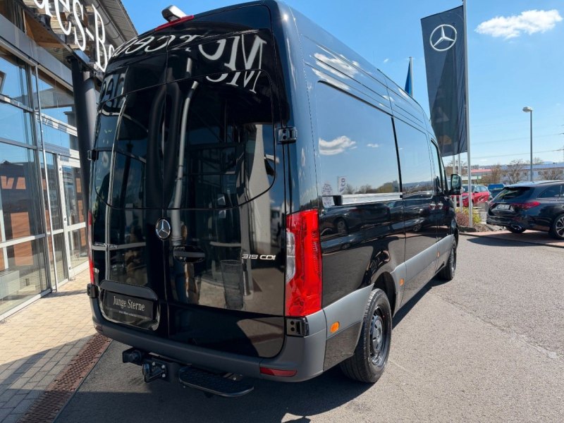 Mercedes Benz Sprinter 319 CDI DoKa/Mixto AHK3,5 Stdh DISTRONI