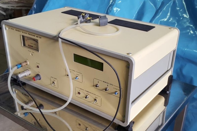 MISURATORE DI PRESSIONE DEL SANGUE – LETICA – MOD. LE 5002