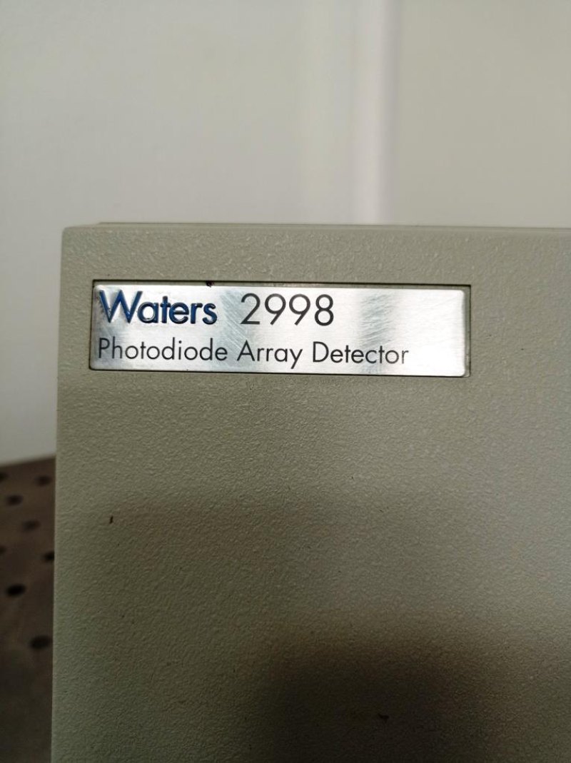 RILEVATORE A MATRICE DI FOTOIDI – WATERS – MOD. 2998