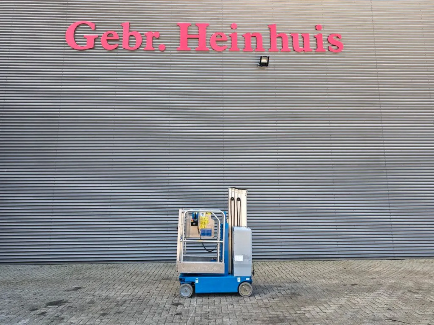 Genie GR20 Full Electric 25 Hours! - 1