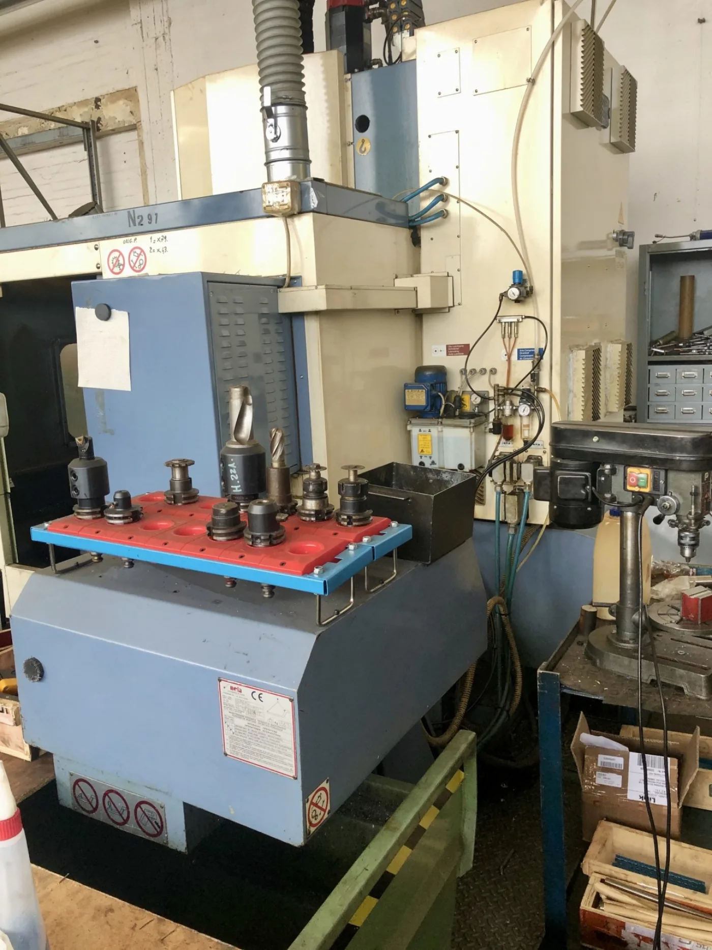 VERTICAL MACHINING CENTER, FAMUP - MCX 700 - Laxmi Metal & Machines, Rohtak - 6