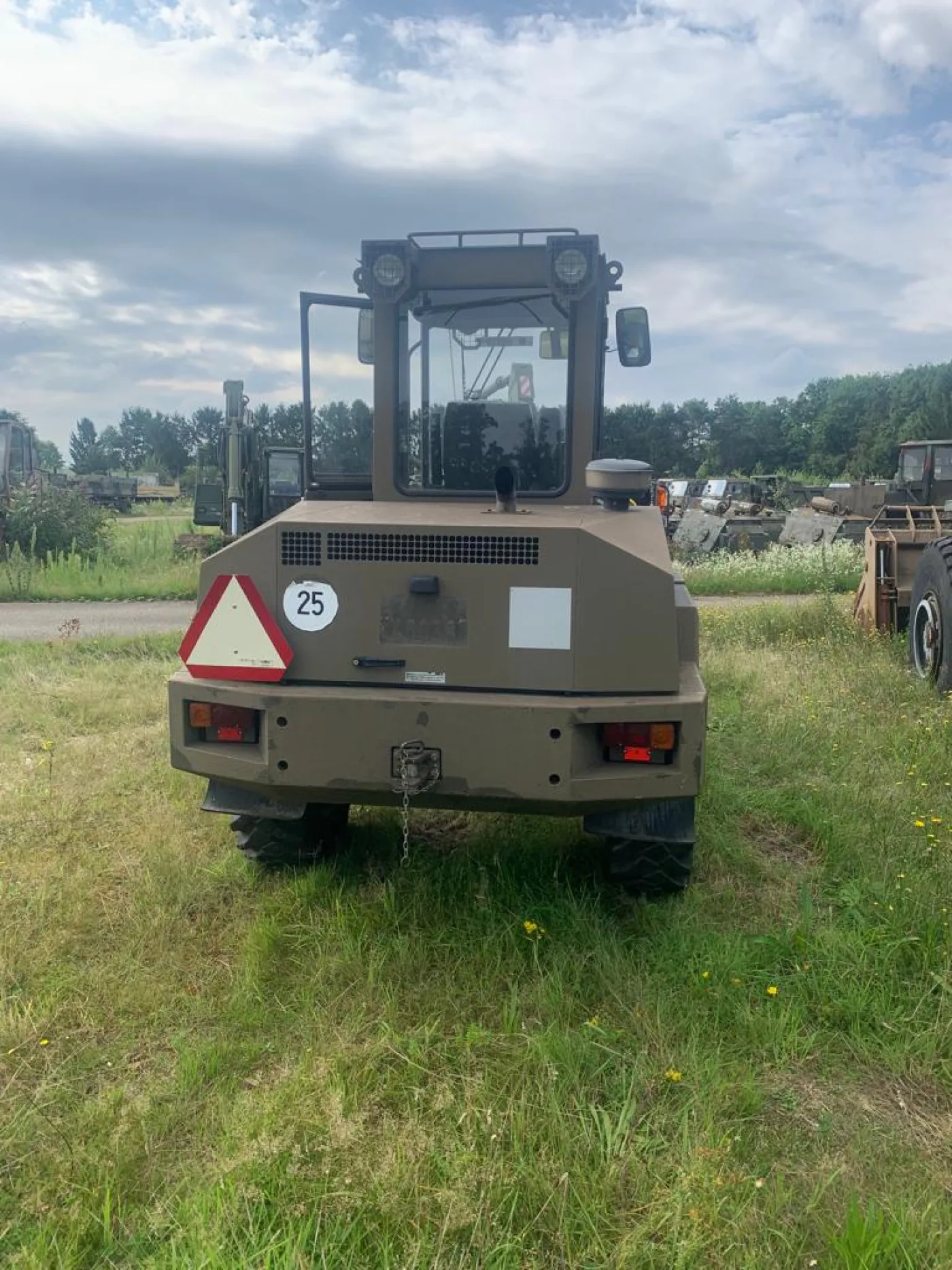 Liebherr L508 / FUG 1.5 ton 4 x 4 GL - 3