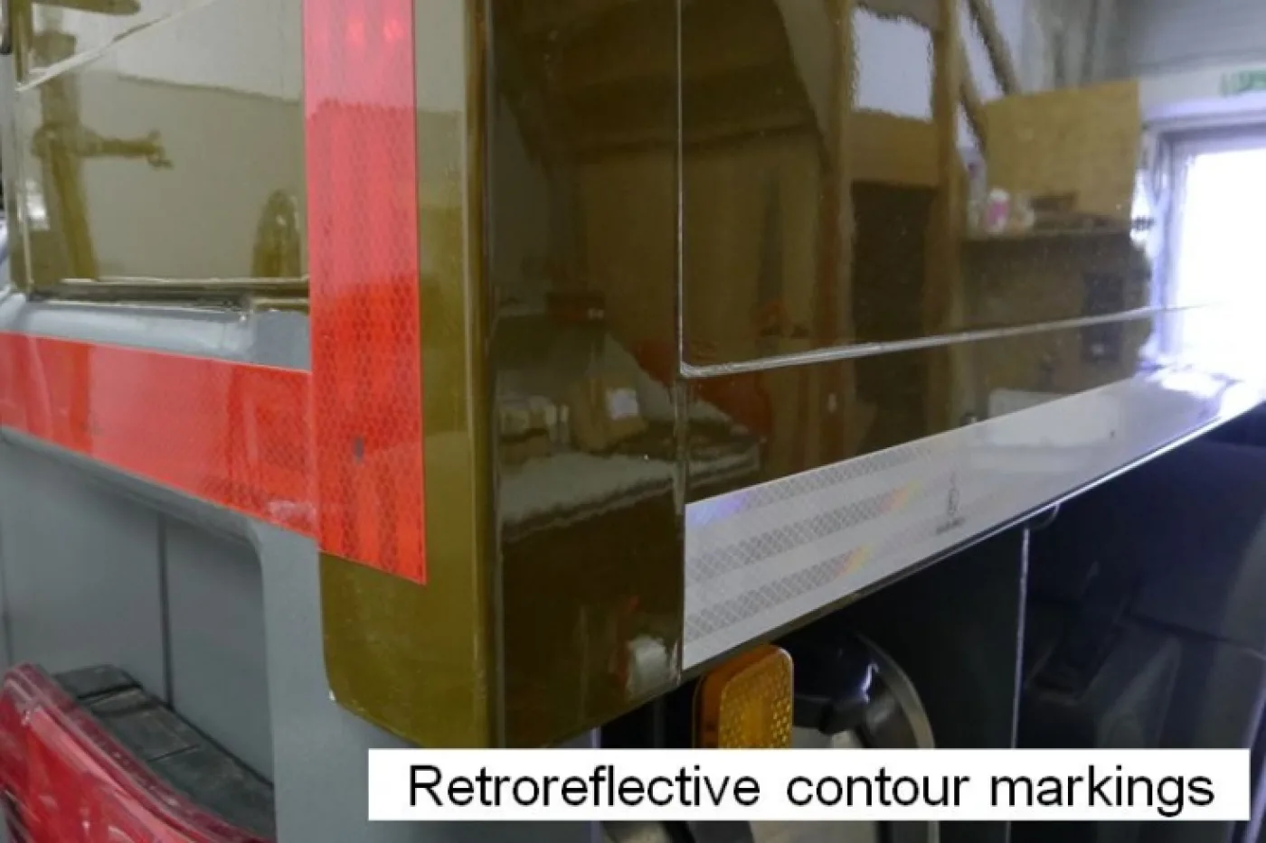 Retroreflective Contour Markings - 1
