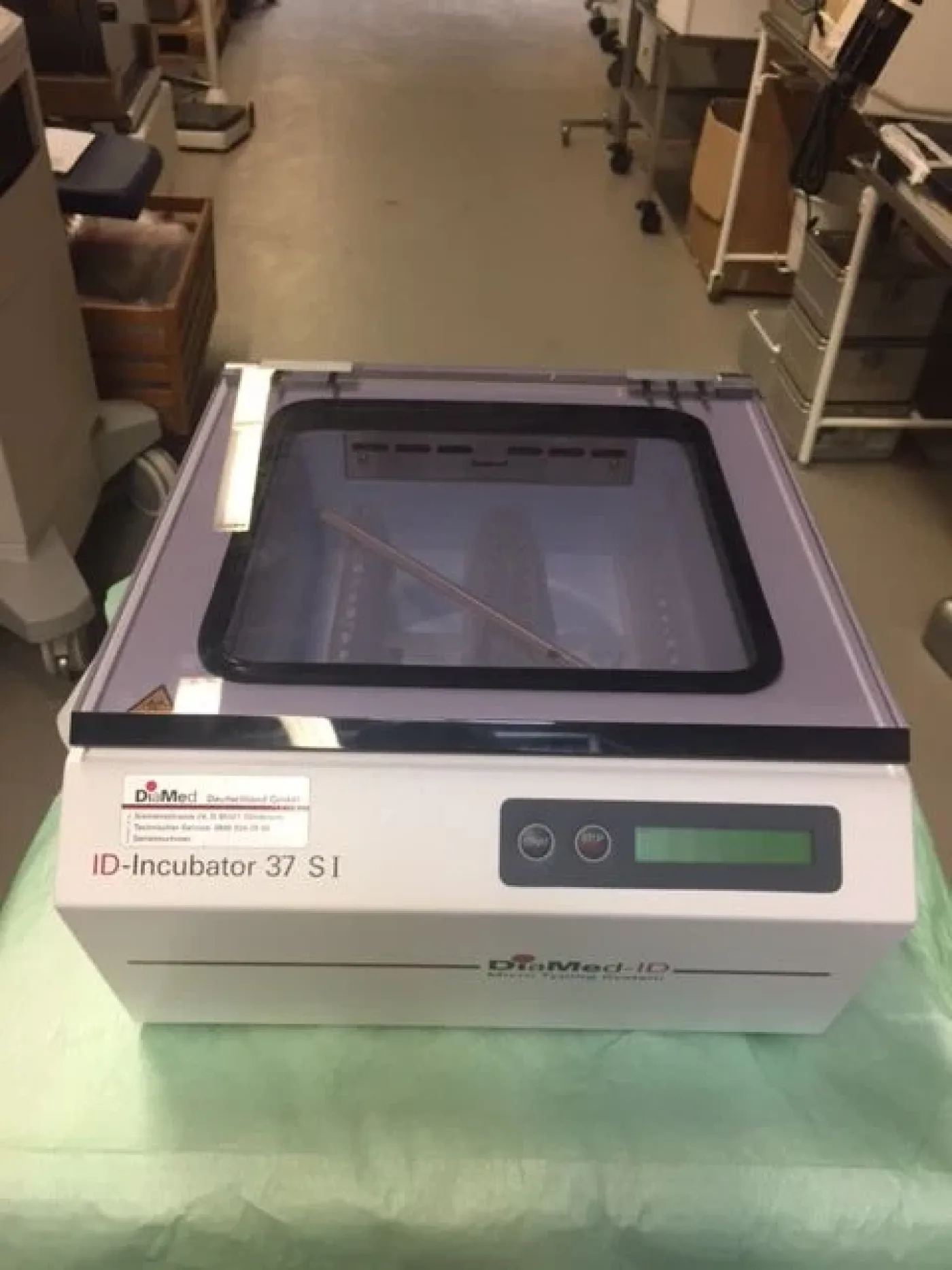 Diamed-ID ID-Inkubator 37 SI Brutschrank - 1
