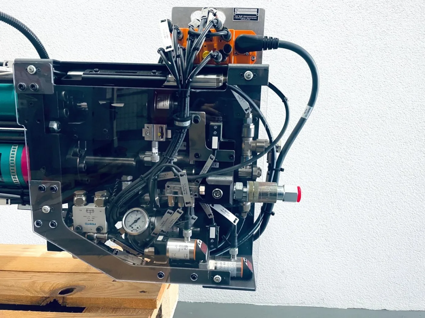 Tox Pressotechnik Hydropneumatische Clinchzange TZ 05.747892 - 8