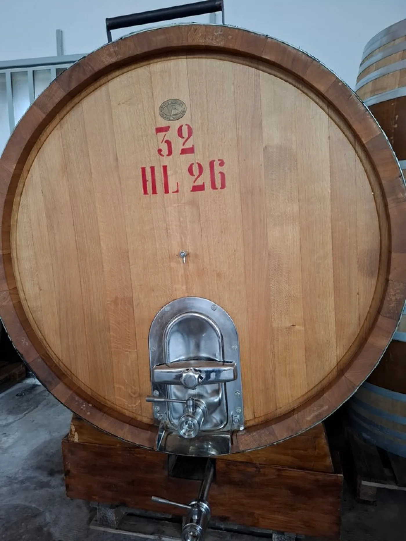 WOODEN CASK CAPACITY HL 26 ABOUT, FIRM VENETA BOTTI, WITH DOOR IN STAINLESS STEEL, SECOND-HAND EQUIPMENT - 1