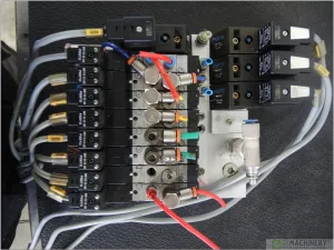 2000 FESTO GRUPPO PNEUMATICO AI2189