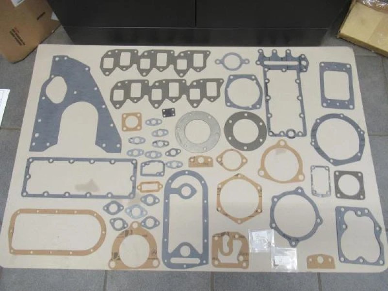Motorpakking set REO M35 Multifuel