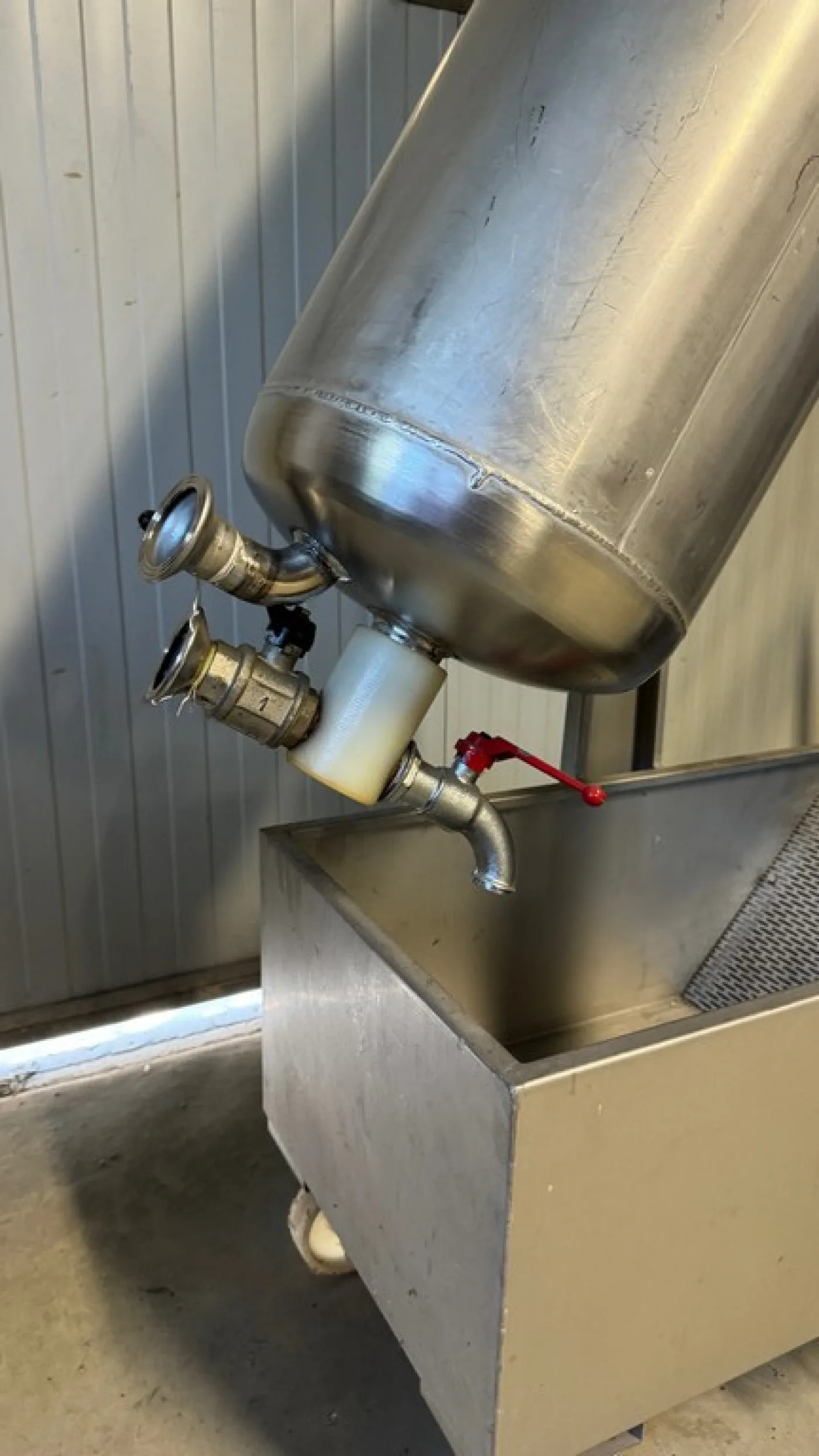 FILTER WITH 12 STAINLESS STEEL FILTER CANDLES, SECOND-HAND MACHINE - 3