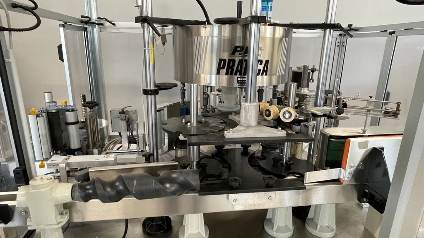 P.E. LABELLING MACHINE MODEL PRATICA 540, 6 LOCKING HEADS, 3 LABELING STATIONS, SECOND-HAND MACHINE - 7