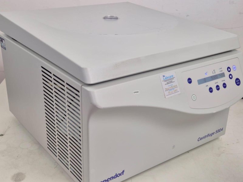 Eppendorf 5804 benchtop centrifuge