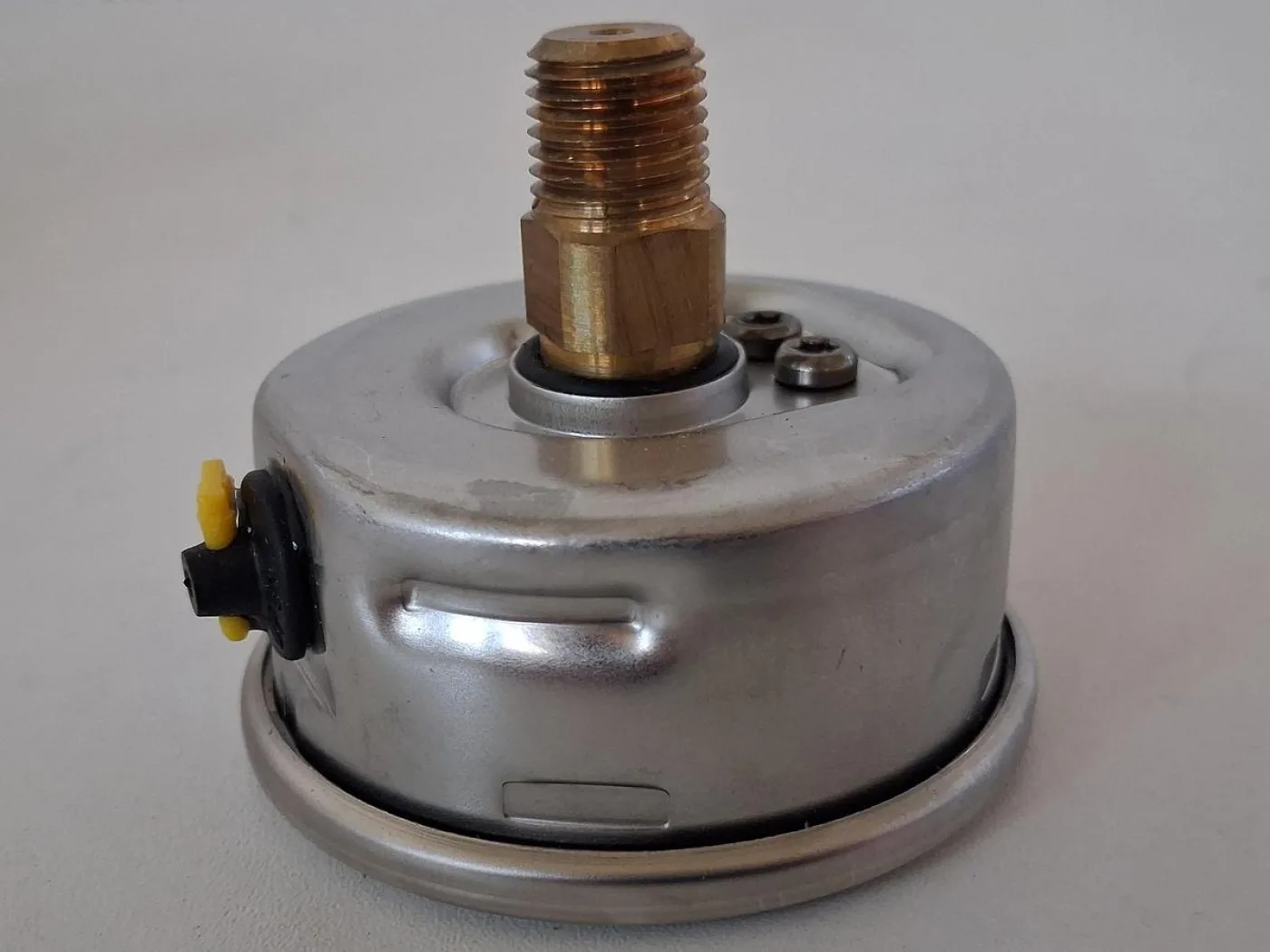 WIKA Flüssigkeitsgefülltes Druckmanometer 160 psi / 11 bar - 3