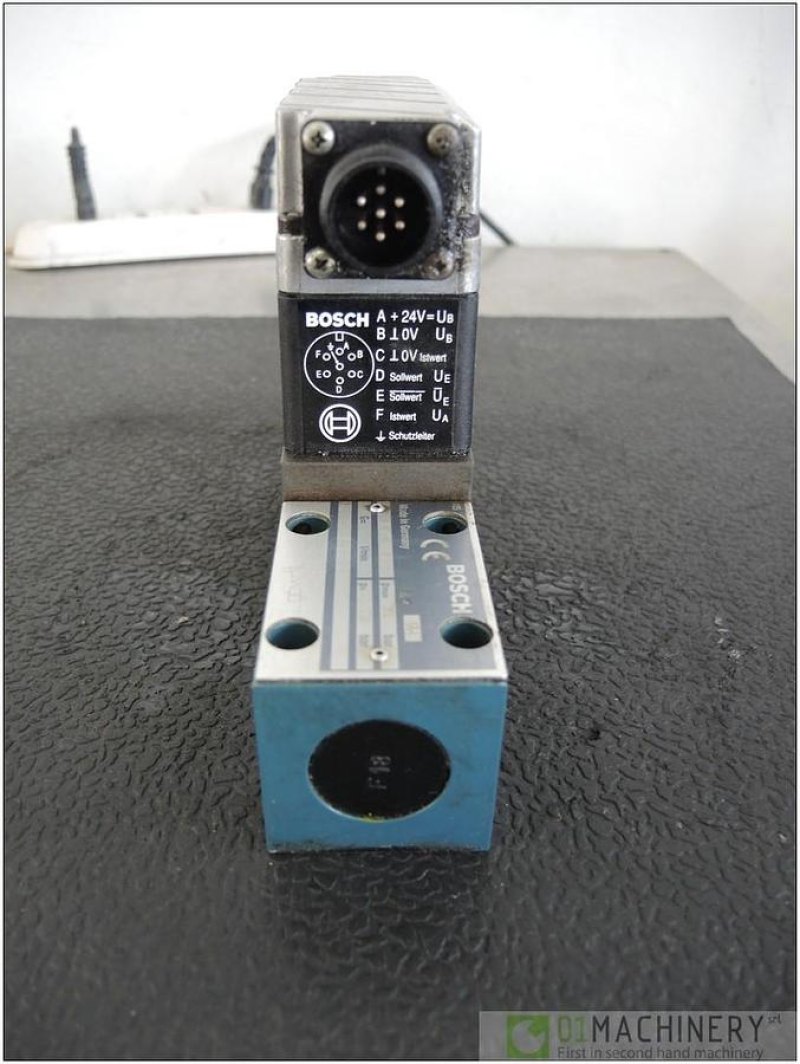 BOSCH 0 811 402 073 AI2993