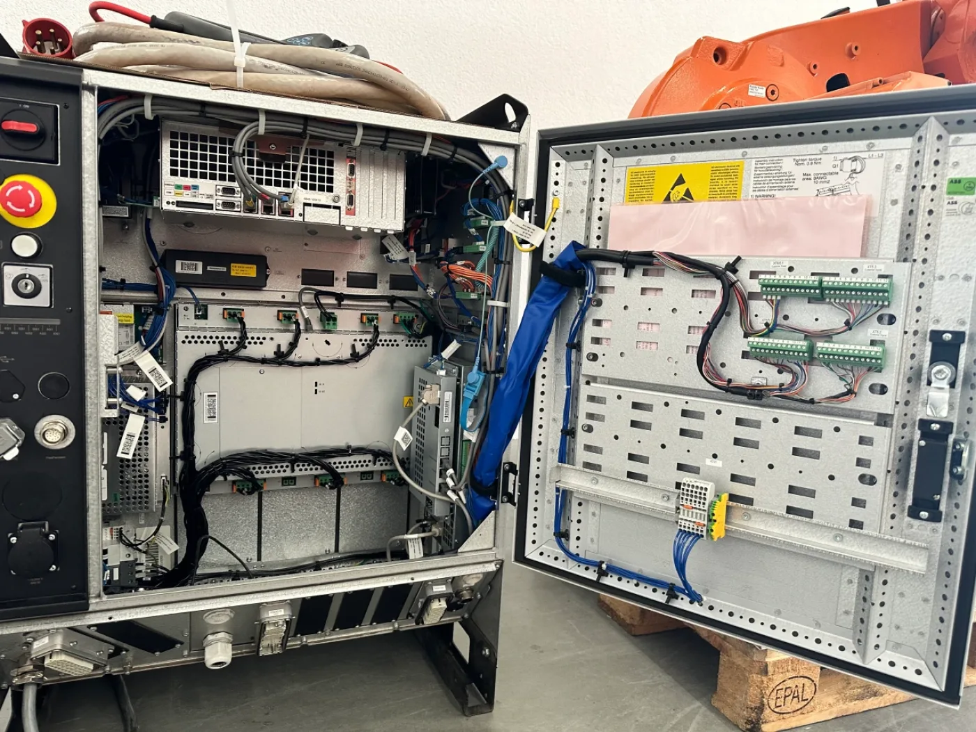 ABB IRB6640-180/2.55 M2004 IRC5 - 5
