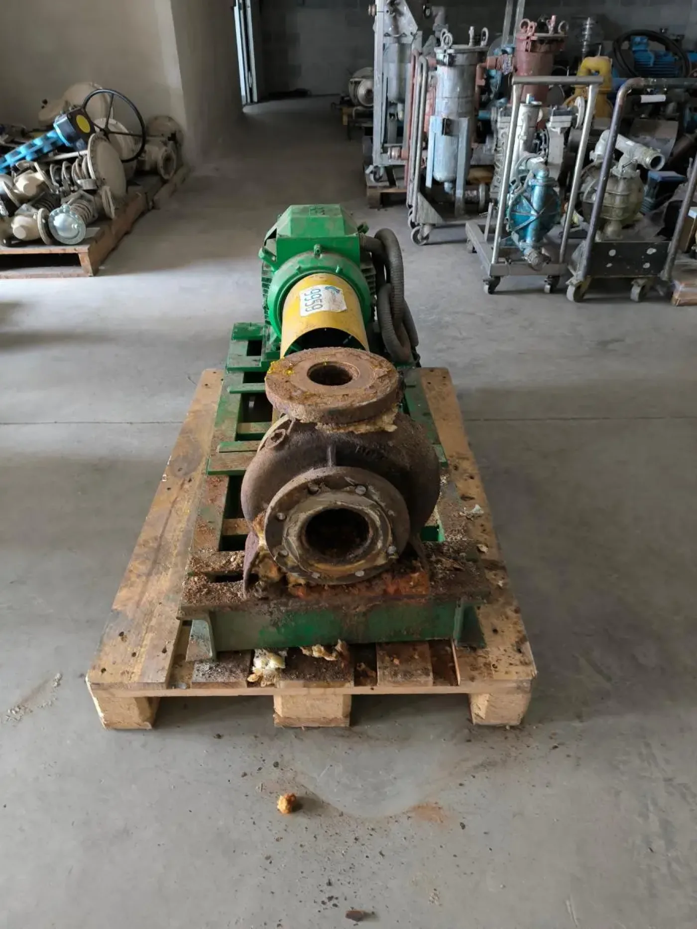 CENTRIFUGAL PUMP 15 KW 2905 RPM - 2
