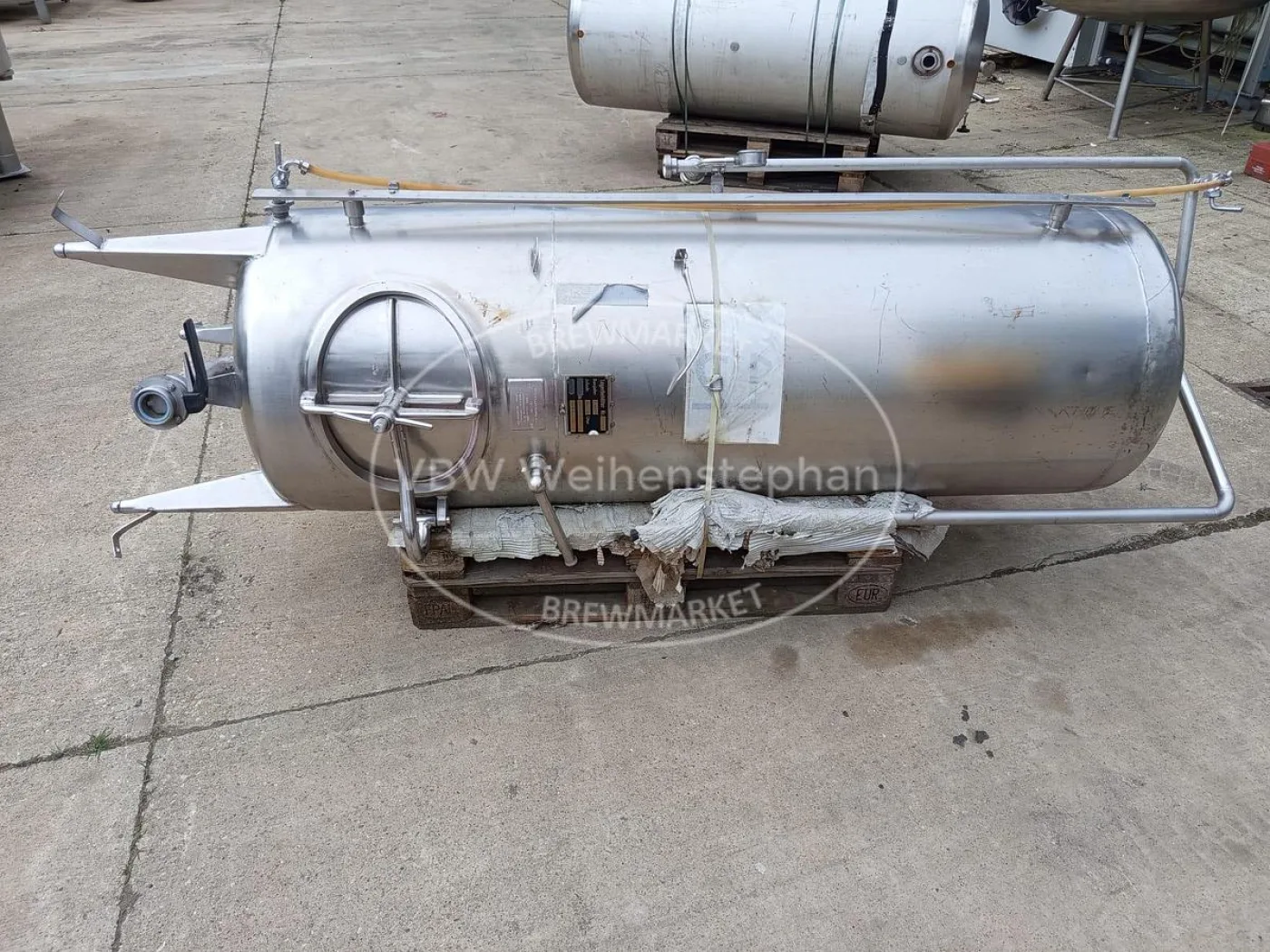 Pressure tank - 7