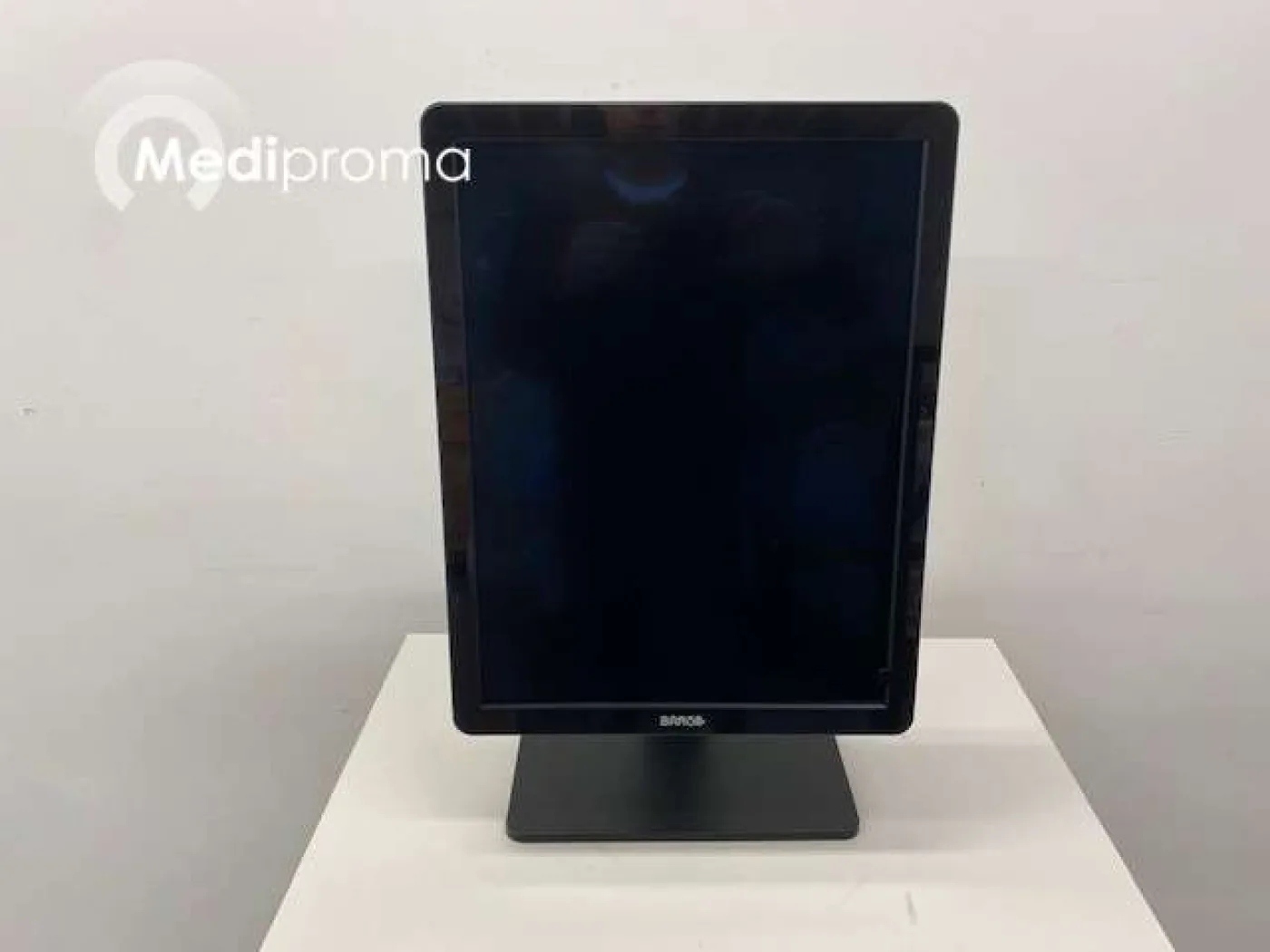 Barco MDNC-3321 Monitor - 1