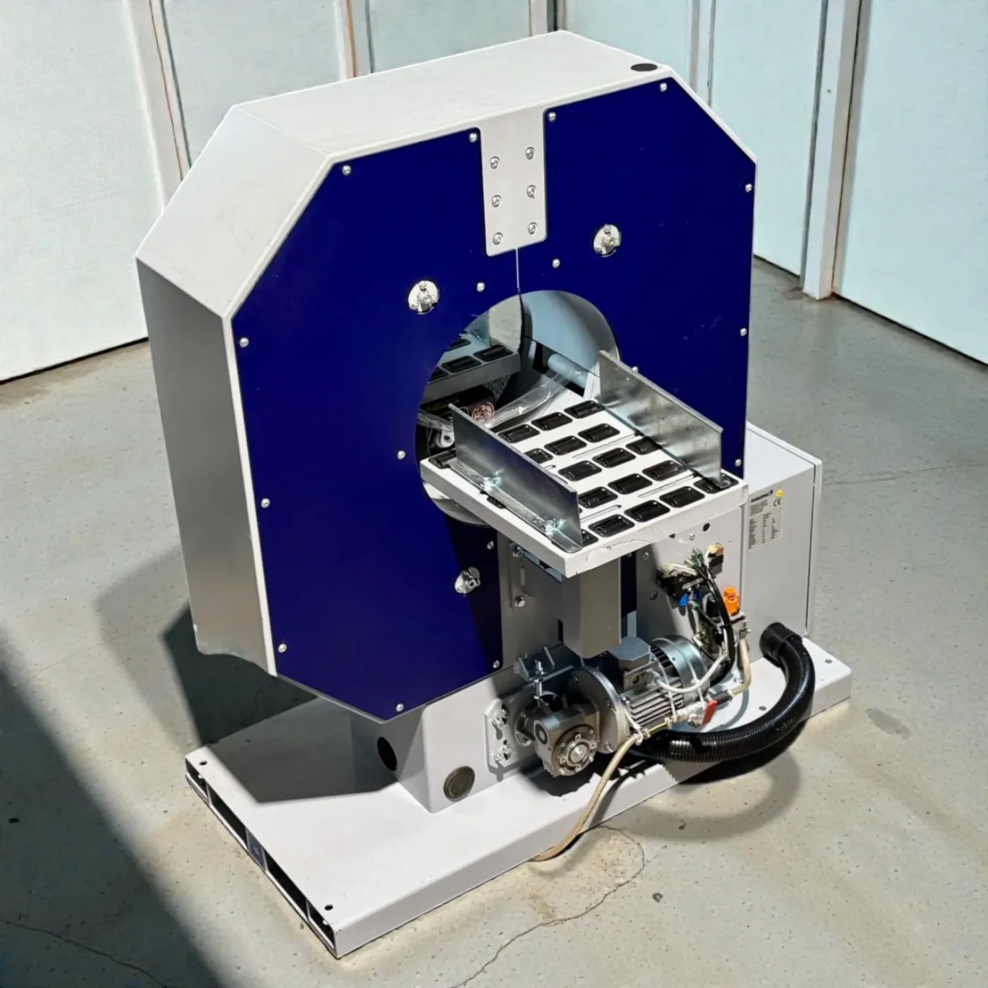 ROBOPAC COMPACTA 4 Horizontalwickler – Verpackungsmaschine für Langgut & Profile (gebraucht) - 6