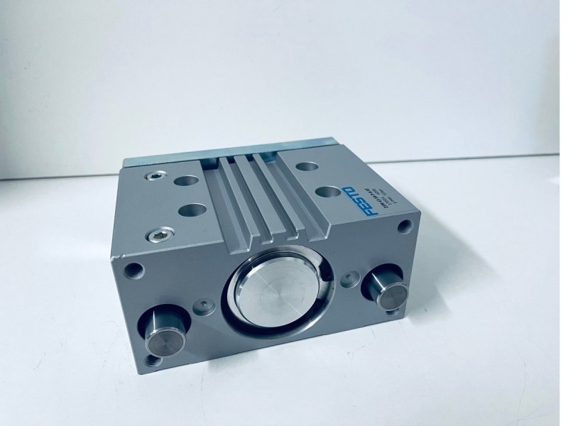 Festo DFM-63-50-P-A-KF Pneumatikzylinder