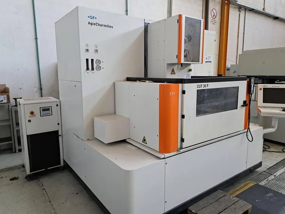 Electroerosão Agie Charmiles EDM CUT 30P