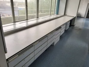 1930 – Used S+B Laboratory weighing table (550 cm)