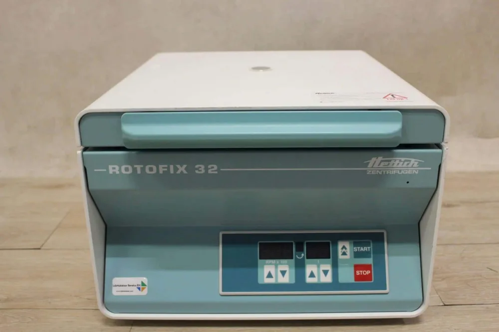 Hettich Rotofix 32 Centrifuge