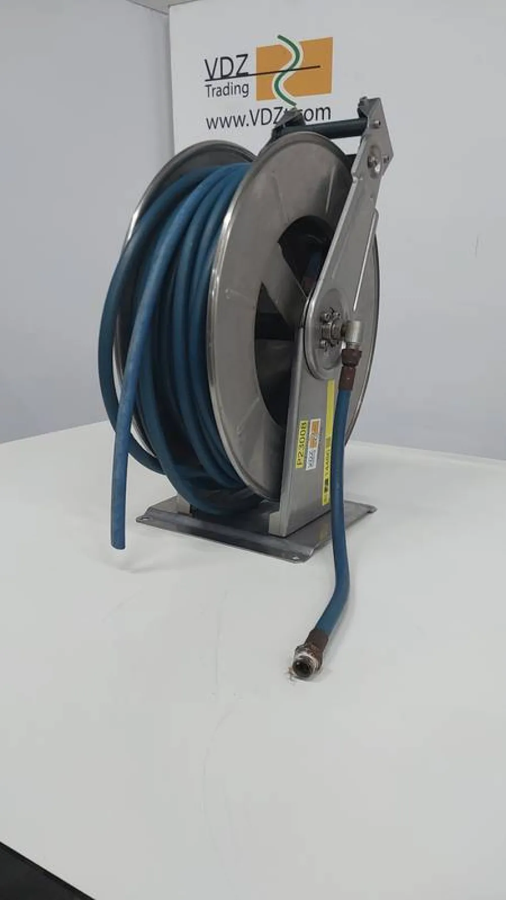 High pressure hose reel