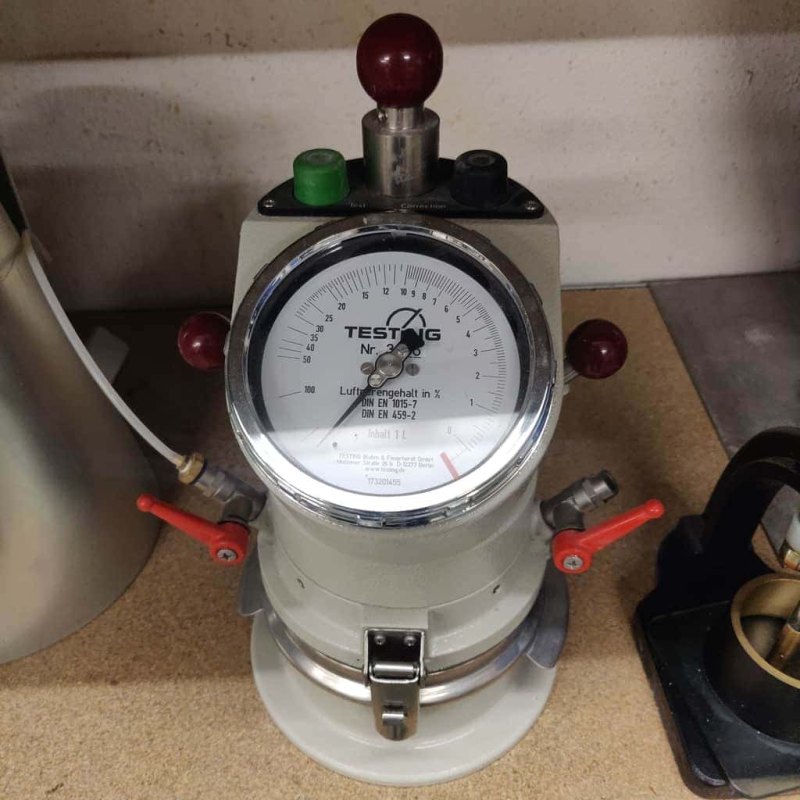 TESTING Bluhm &amp; Feuerherdt GmbH Luchtgehalte meter 1 liter