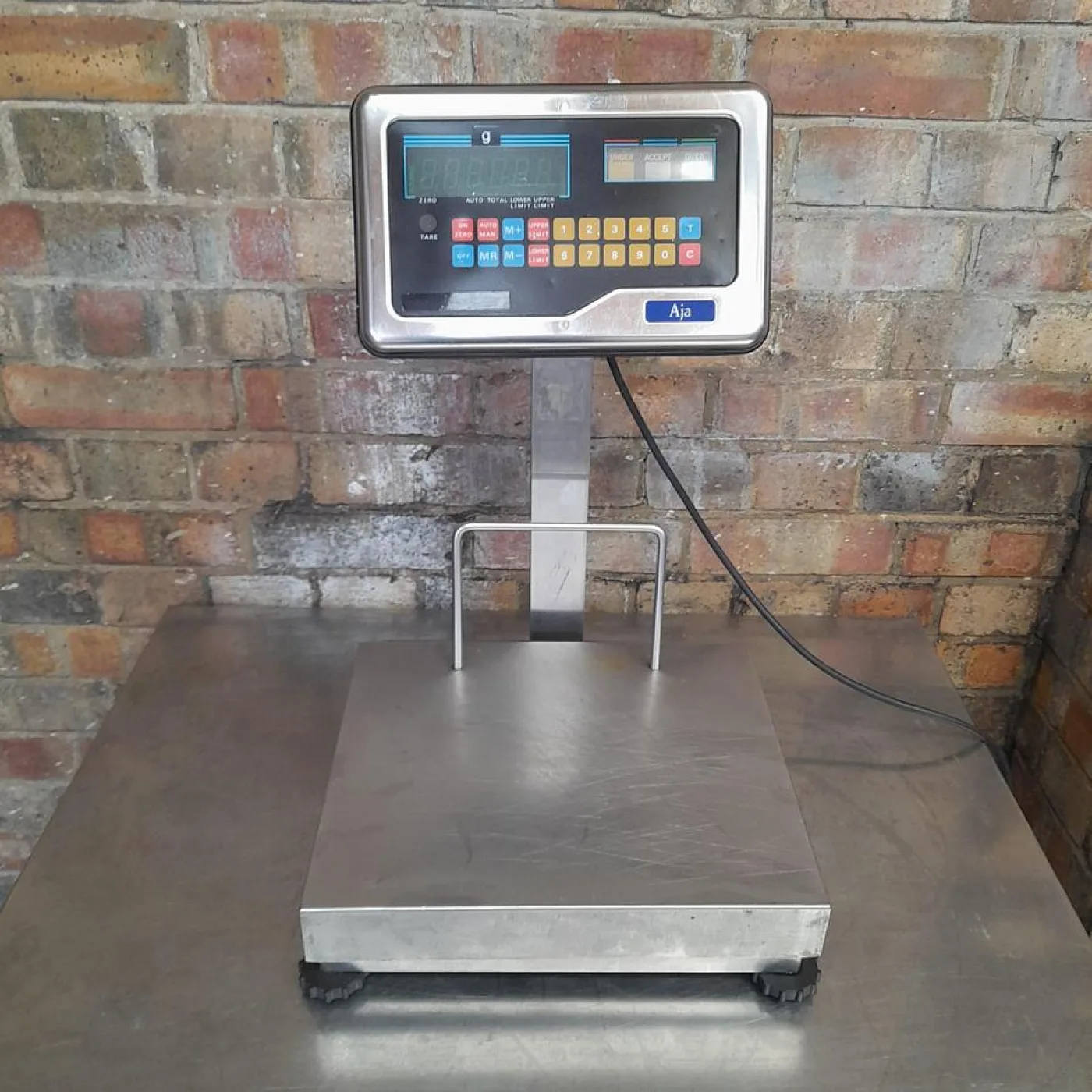 Yamato Digital Scales Weigher - 1